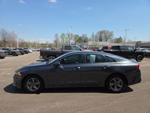 Used 2023 Kia K5 LXS image 2