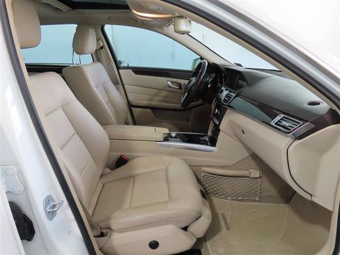 Used 2015 Mercedes-Benz E 350 Sedan w/ Premium 1 Package image 38