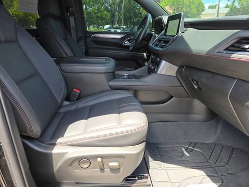 Used 2023 Chevrolet Tahoe RST w/ Luxury Package RWD image 15