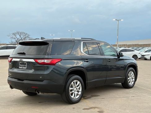 Used 2018 Chevrolet Traverse LT image 6