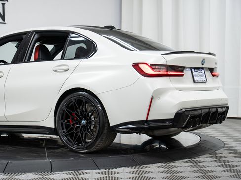 Used 2023 BMW M3 w/ M Carbon Exterior Package RWD image 34