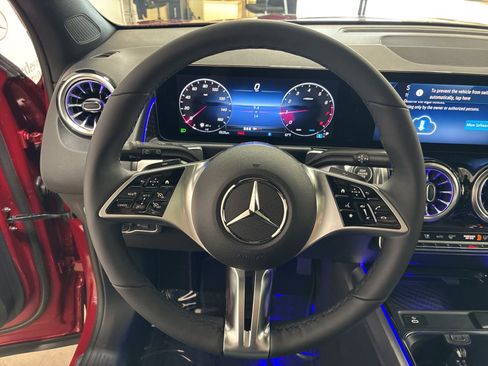 New 2026 Mercedes-Benz GLB 250 4MATIC image 8