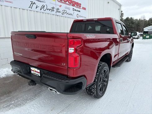 Used 2025 Chevrolet Silverado 1500 LT Trail Boss w/ Convenience Package II image 10