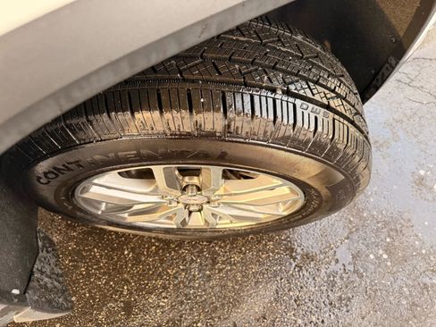 Used 2019 GMC Acadia SLE w/ Driver Alert Package I image 45