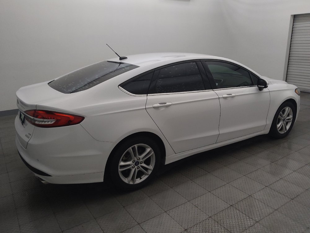 Used 2018 Ford Fusion SE w/ Fusion SE Technology Package FWD image 10