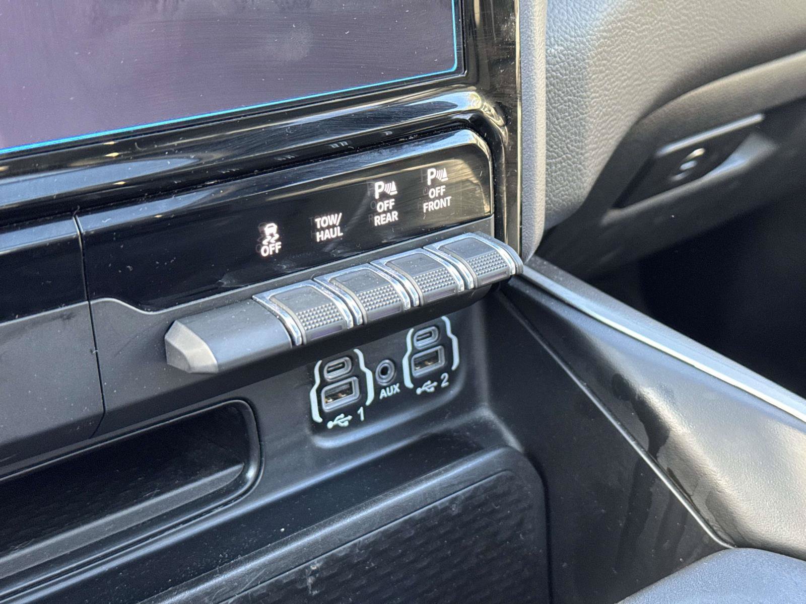Used 2023 RAM 1500 Big Horn AWD/4WD image 12