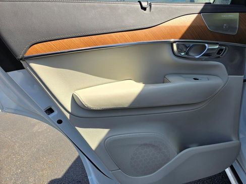 Used 2020 Volvo XC90 T6 Inscription w/ Protection Package Premier image 20