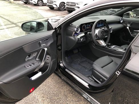 New 2025 Mercedes-Benz CLA 250 4MATIC image 11