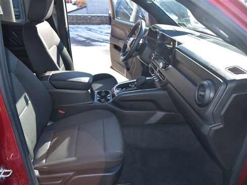 Used 2023 Chevrolet Colorado Trail Boss w/ Technology Package image 25