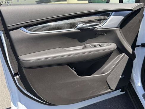 Used 2024 Cadillac XT6 Sport AWD/4WD image 18
