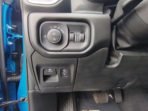 New 2026 RAM 1500 Big Horn AWD/4WD image 25