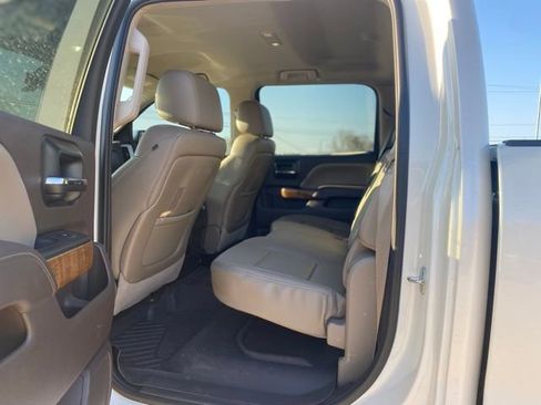 Used 2014 GMC Sierra 1500 SLT w/ SLT Crew Cab Value Package image 8