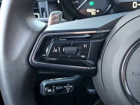 Certified 2023 Porsche Macan S image 25