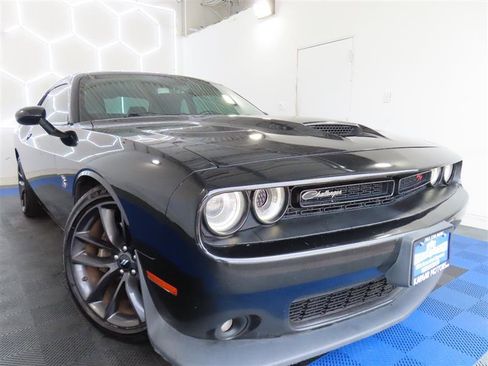 Used 2019 Dodge Challenger R/T Scat Pack w/ Plus Package RWD image 2