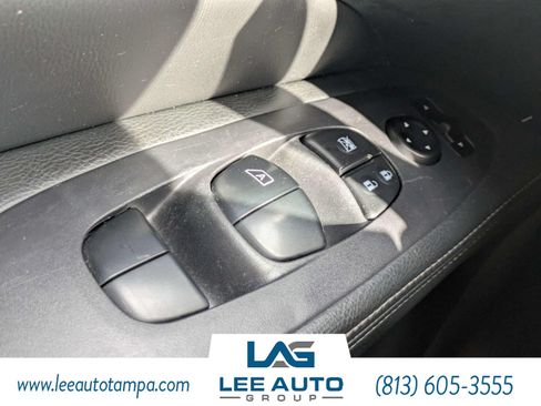 Used 2019 Nissan Pathfinder S AWD/4WD image 20
