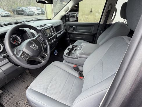 Used 2018 RAM 1500 Express w/ Express Value Package image 13