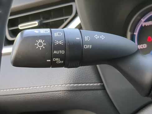 Used 2023 Toyota RAV4 XLE Premium AWD/4WD image 65