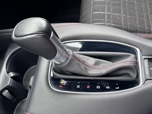 Certified 2024 Honda HR-V Sport image 32
