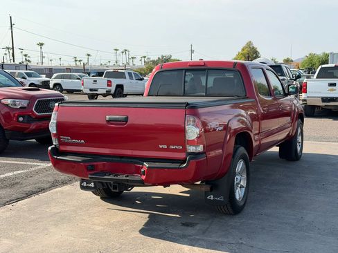 Used 2010 Toyota Tacoma 4x4 Double Cab w/ TRD Sport Pkg w/JBL Audio image 11