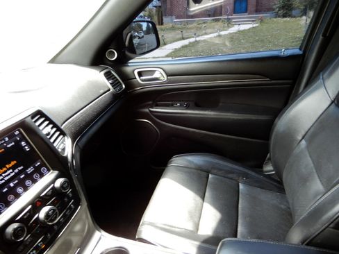 Used 2018 Jeep Grand Cherokee High Altitude image 15