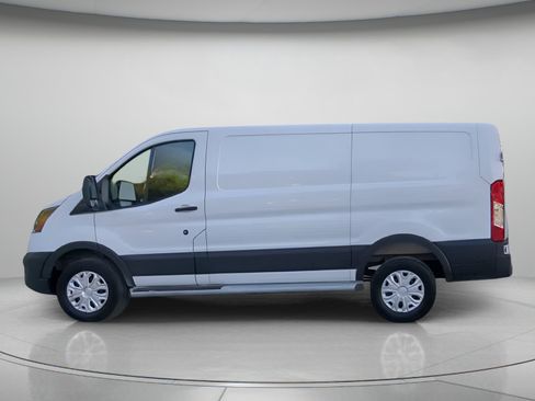 Certified 2025 Ford Transit 250 Low Roof w/ Exterior Upgrade Package RWD image 17