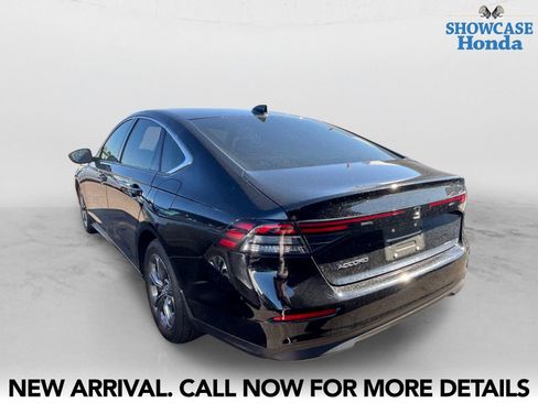 Used 2023 Honda Accord EX image 4