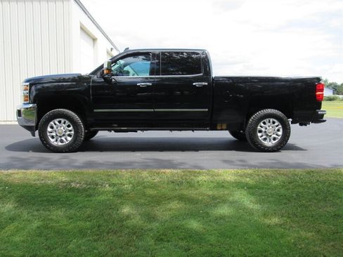 Used 2016 Chevrolet Silverado 2500 LTZ w/ Duramax Plus Package AWD/4WD image 5