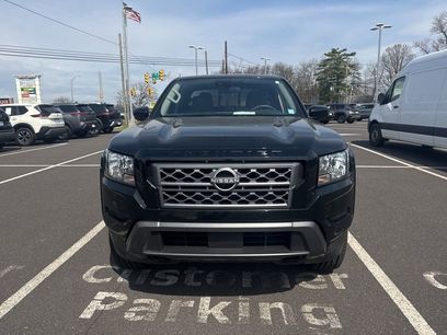 Used 2022 Nissan Frontier SV w/ Technology Package