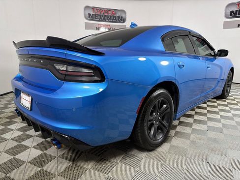 Used 2023 Dodge Charger SXT RWD image 4
