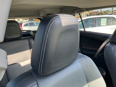 Used 2018 Toyota RAV4 Limited w/ Carpet Mat Package AWD/4WD image 65