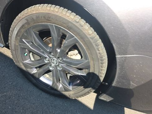 Used 2022 Toyota Sienna XSE w/ XSE Plus Package FWD image 17