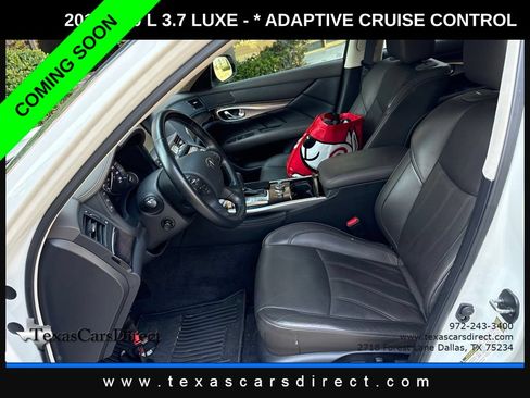Used 2018 INFINITI Q70 L 3.7 w/ Sensory Package AWD/4WD image 3