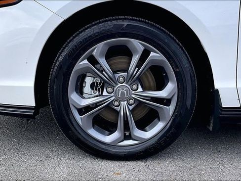 Certified 2024 Honda Accord EX-L image 30