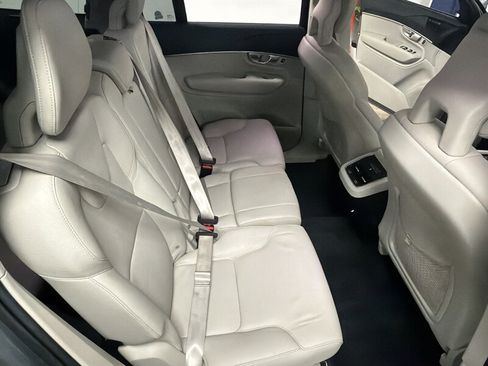 Used 2020 Volvo XC90 T5 Momentum AWD/4WD image 64