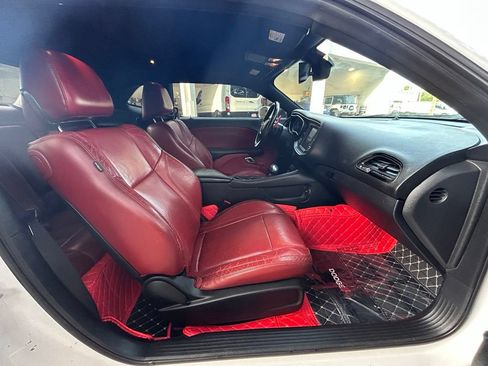 Used 2016 Dodge Challenger R/T Plus RWD image 22