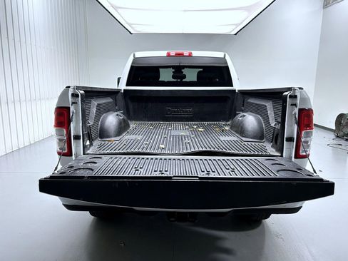 Used 2024 RAM 2500 Big Horn image 21