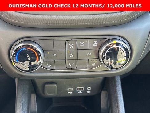 Used 2021 Chevrolet TrailBlazer LT FWD image 24