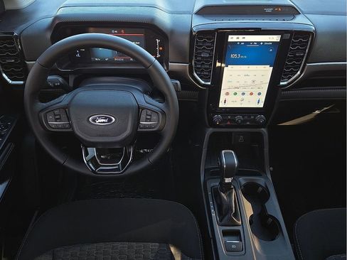 New 2025 Ford Ranger XLT w/ FX4 Off-Road Package image 9