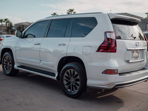 Used 2019 Lexus GX 460 Premium AWD/4WD image 9