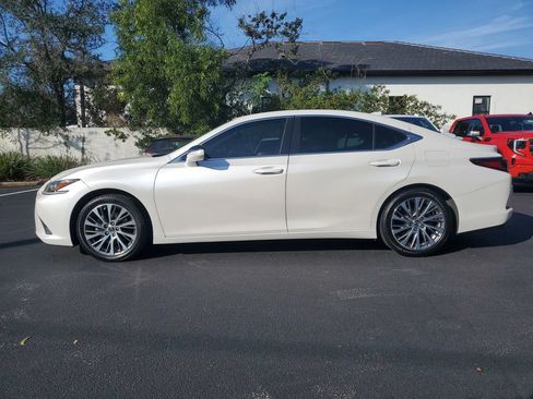 Used 2019 Lexus ES 350 image 2