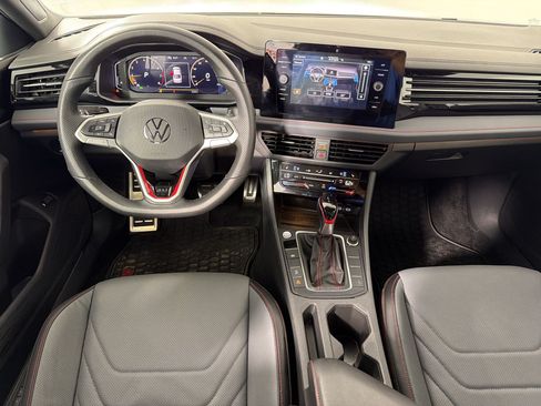 Used 2026 Volkswagen Jetta GLI Autobahn FWD image 29