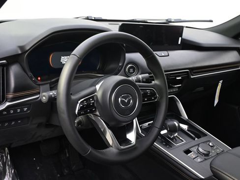 Used 2026 MAZDA CX-90 3.3 Turbo S w/ Premium Plus AWD/4WD image 11
