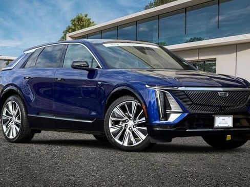 Certified 2024 Cadillac Lyriq Luxury w/ Nappa Leather Package image 2