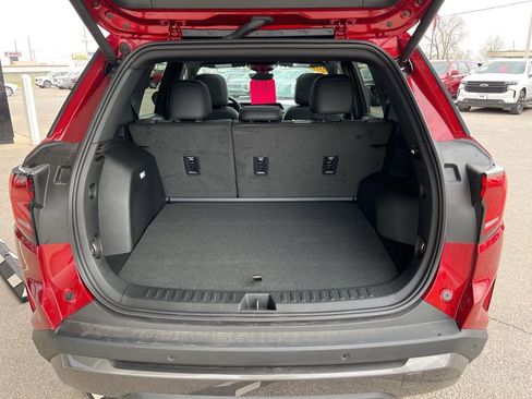 Used 2025 GMC Terrain Elevation w/ Elevation Premium Package image 11