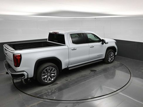 New 2026 GMC Sierra 1500 Denali w/ Denali Reserve Package AWD/4WD image 33