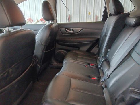 Used 2016 Nissan Rogue SL w/ SL Premium Package image 10