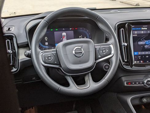 Certified 2023 Volvo XC40 B5 Plus w/ Driver Assist Package image 14