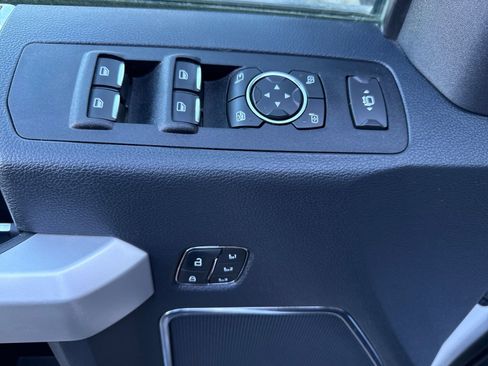 Used 2022 Ford F250 Lariat w/ Lariat Ultimate Package image 11