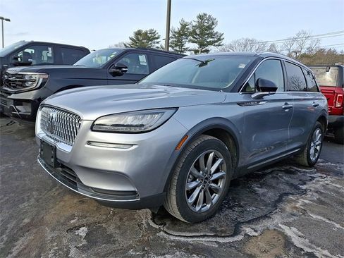 Used 2022 Lincoln Corsair AWD w/ Premium Package image 2