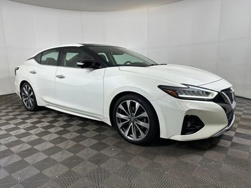 Used 2020 Nissan Maxima Platinum w/ Sport Mat Group image 2